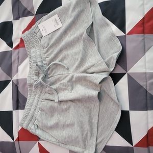 Maternity shorts